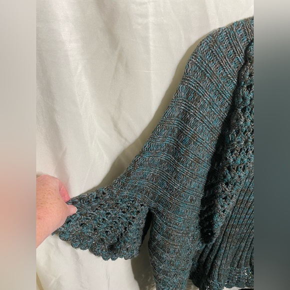 Crocheted MAK Cardigan - Picture 4 of 5